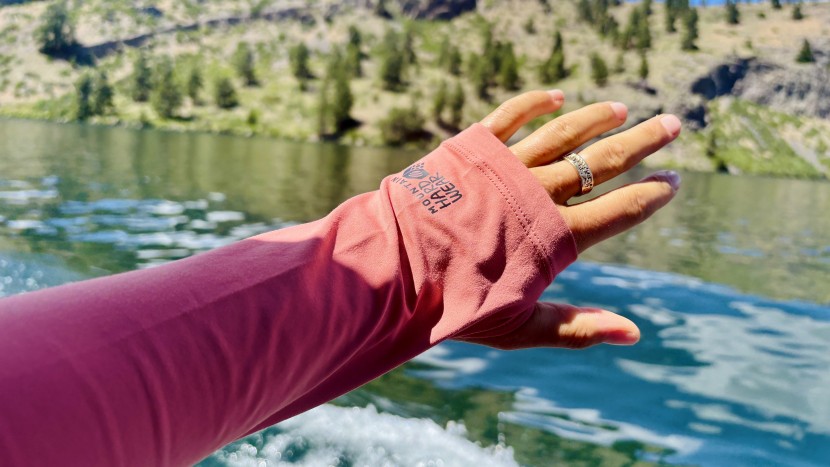 full back of hand coverage in the crater lake.