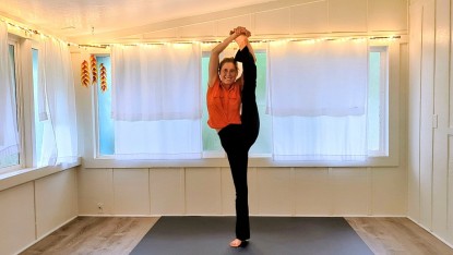 Lead photo for Vuori AllTheFeels Slim Flare